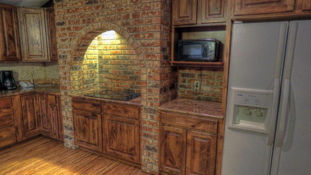 Готель Riverstone Cabins Leakey Екстер'єр фото